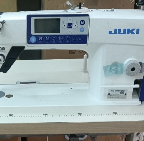 MÁY 1 KIM ĐIỆN TỬ JUKI DDL-8000A